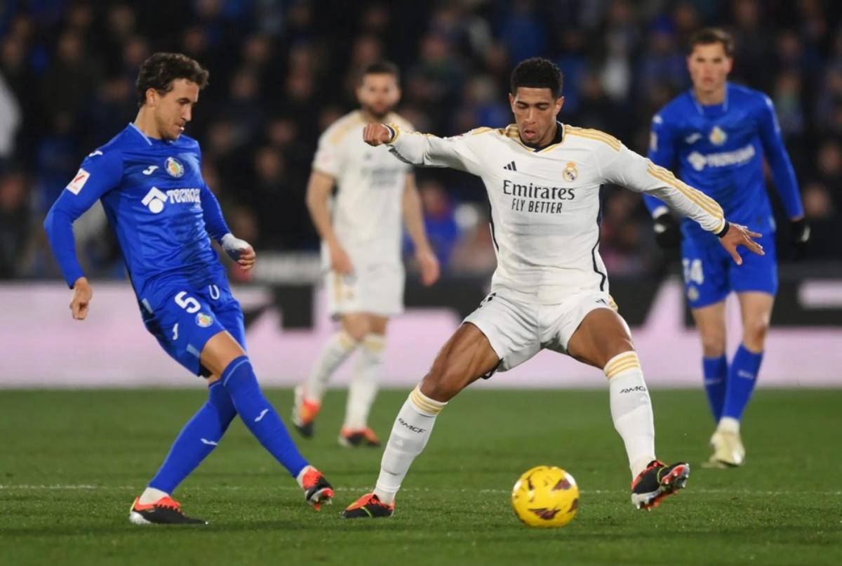 Đội hình xuất phát dự kiến và toan tính 90 phút